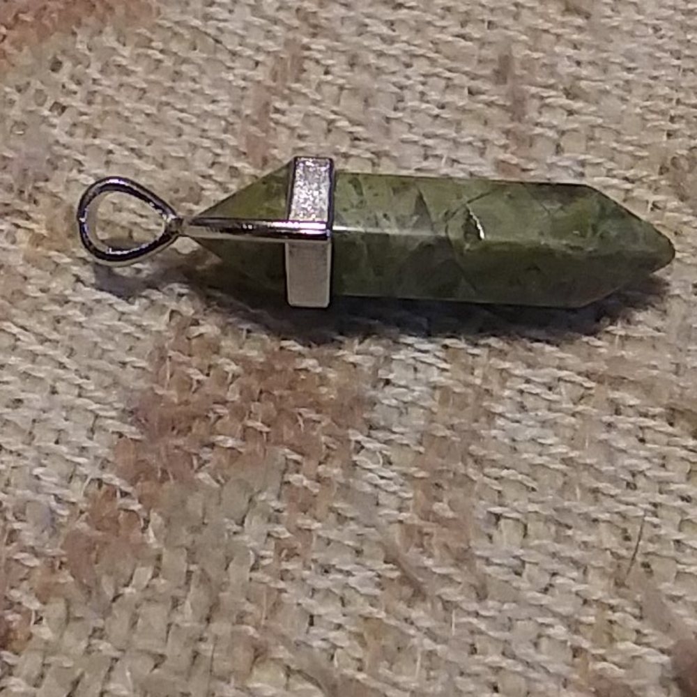 Unakite crystal point pendant
